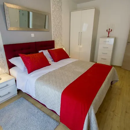Apartment Deluxe Veruda *